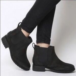 UGG Australia Bonham Chelsea bootie sz 10